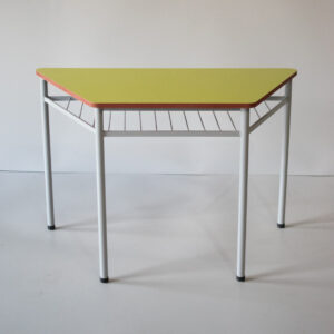 Mesa Hexagonal Unipersonal 2005